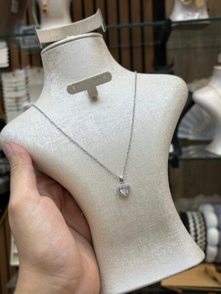 Colliers pandora femme 600Da